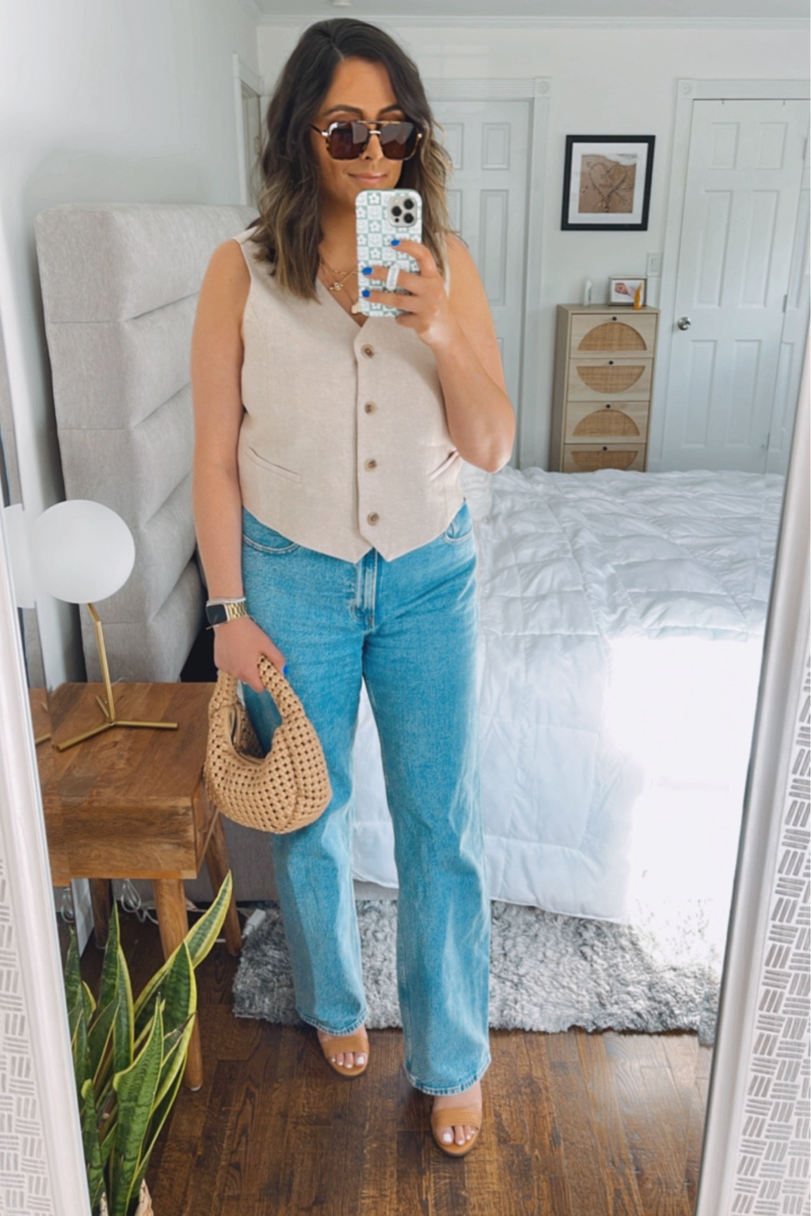 Feeling the vest trend 🤍