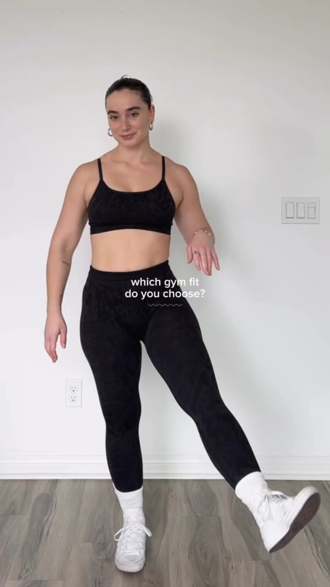 Help me choose my gym fit from @aoxjox 🤔 I’m leaning toward the leggings. 

#grwm #gymoutfit #gymclothes #athleisure #aoxjox