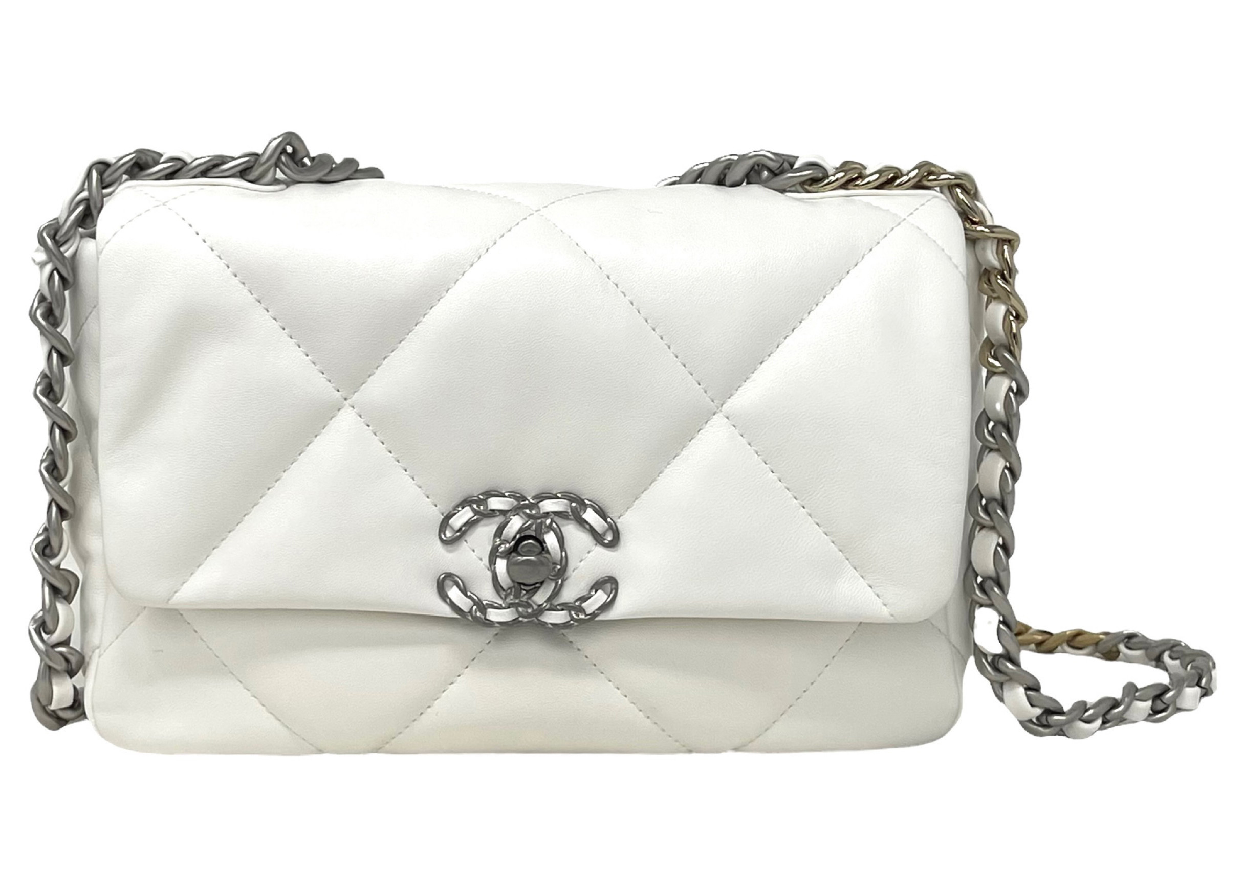 Women's Chanel 22S Lambskin Chanel 19 Flap Bag Crossbody Bag Small in White | StockX