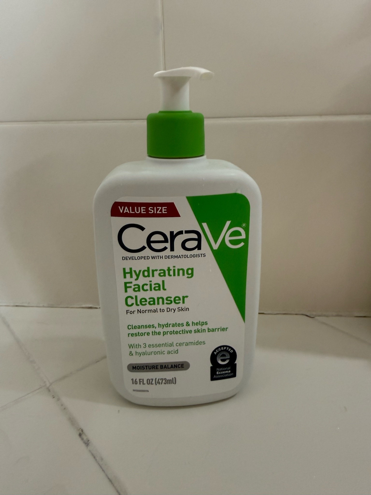 Cereve hydrating facial cleanser

#LTKselfcare #LTKmorningroutine