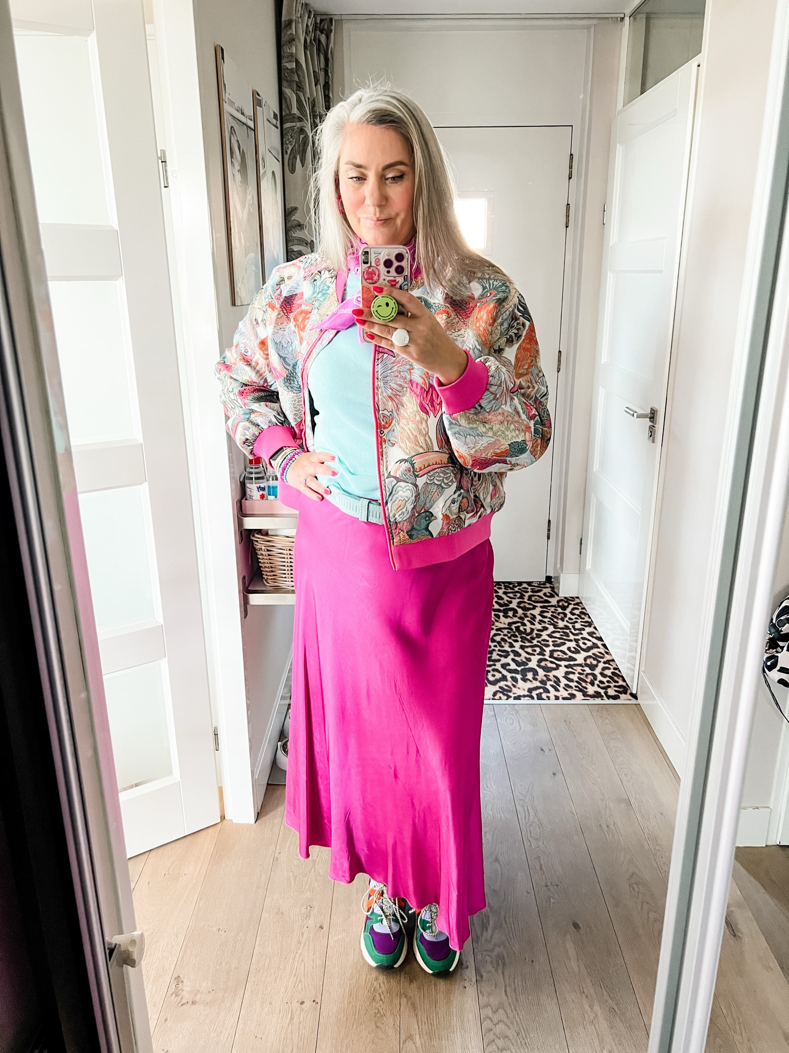 Ootd - Friday. Fuchsia satin skirt (Lawrence Grey via Best Secret, 42) , turquoise sweater (old C&A, medium), printed bomber (Norah, 42), sneakers (Scapino). 



#LTKeurope #LTKspring #LTKnederlands