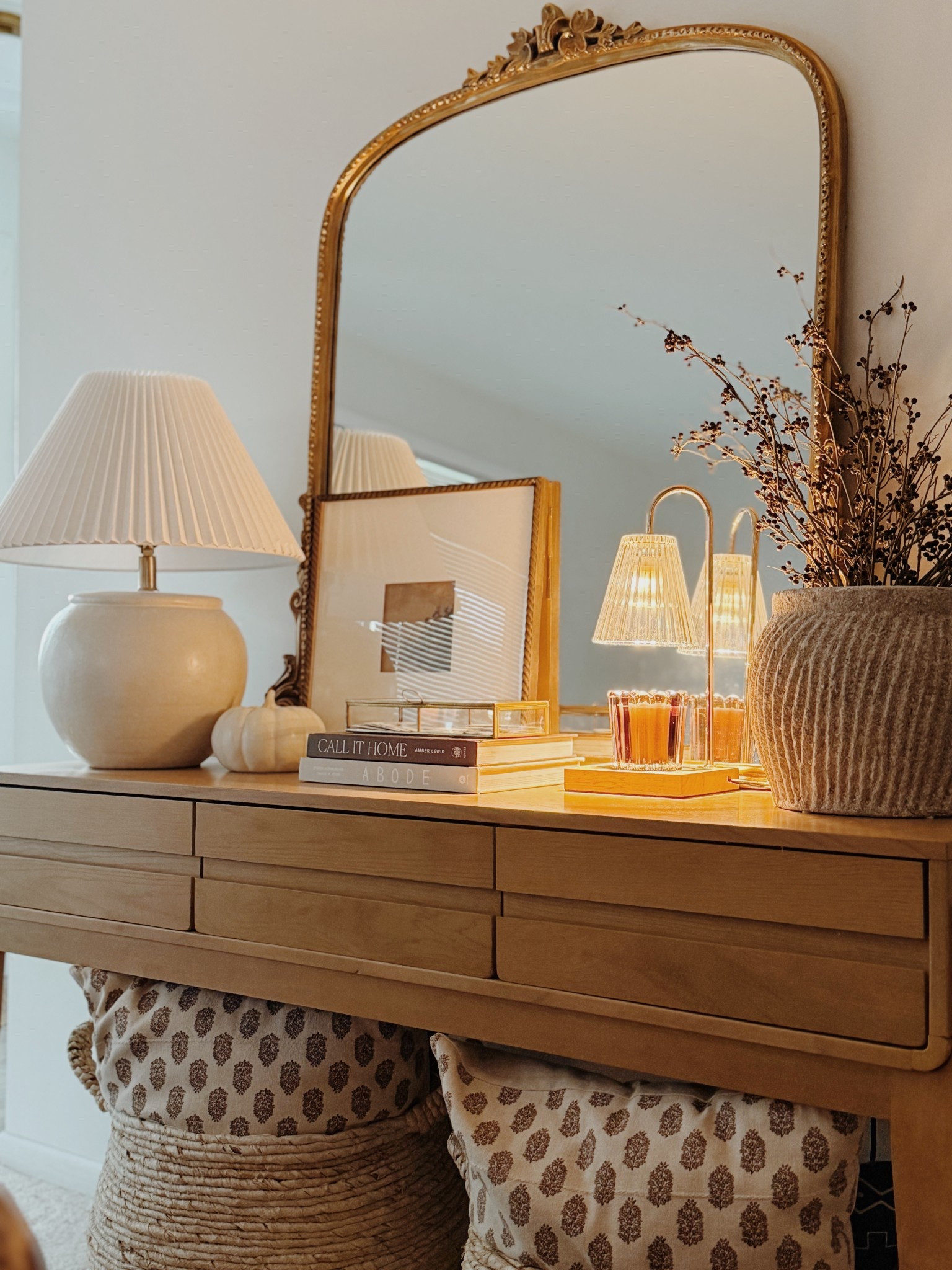 Subtle fall decorations 🍁 #FallDecor #Decor #Entryway  

#LTKFallSale #LTKSeasonal #LTKHome