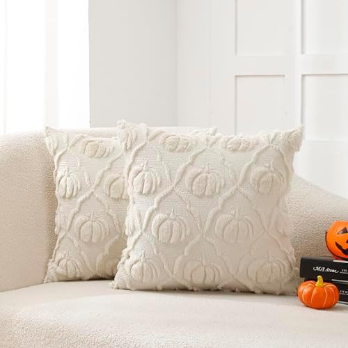 VAKADO Halloween Fall Pillow Covers Pumpkin Velvet Cream 18x18 Set of 2 | Amazon (US)