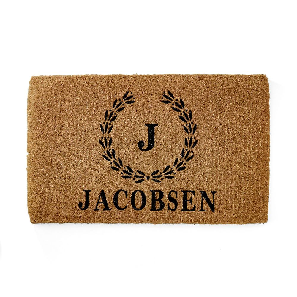 PERSONALIZED DOORMAT, WREATH | Mark and Graham
