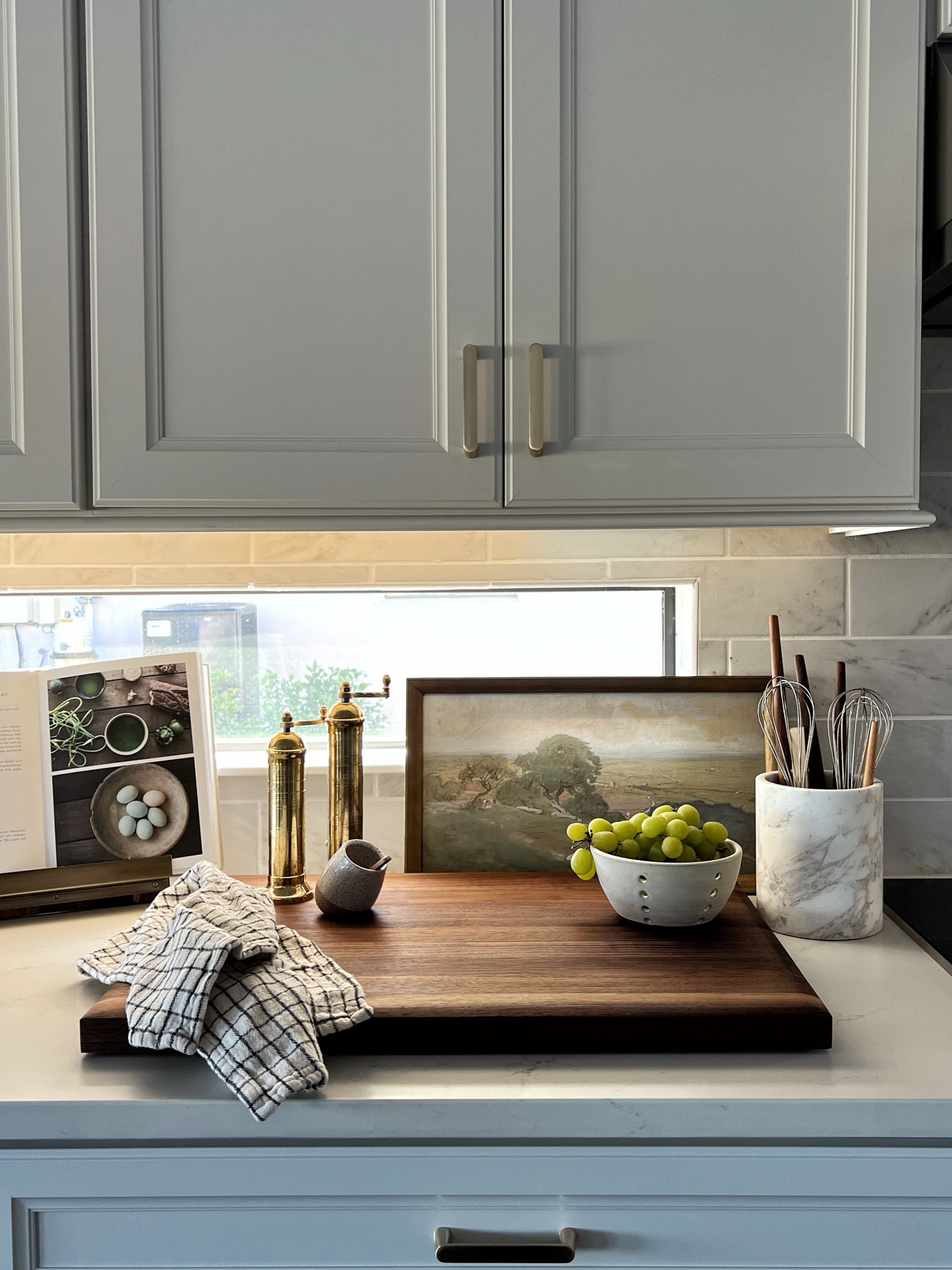 Add some warmth to your kitchen with a cutting board! 

#LTKhome