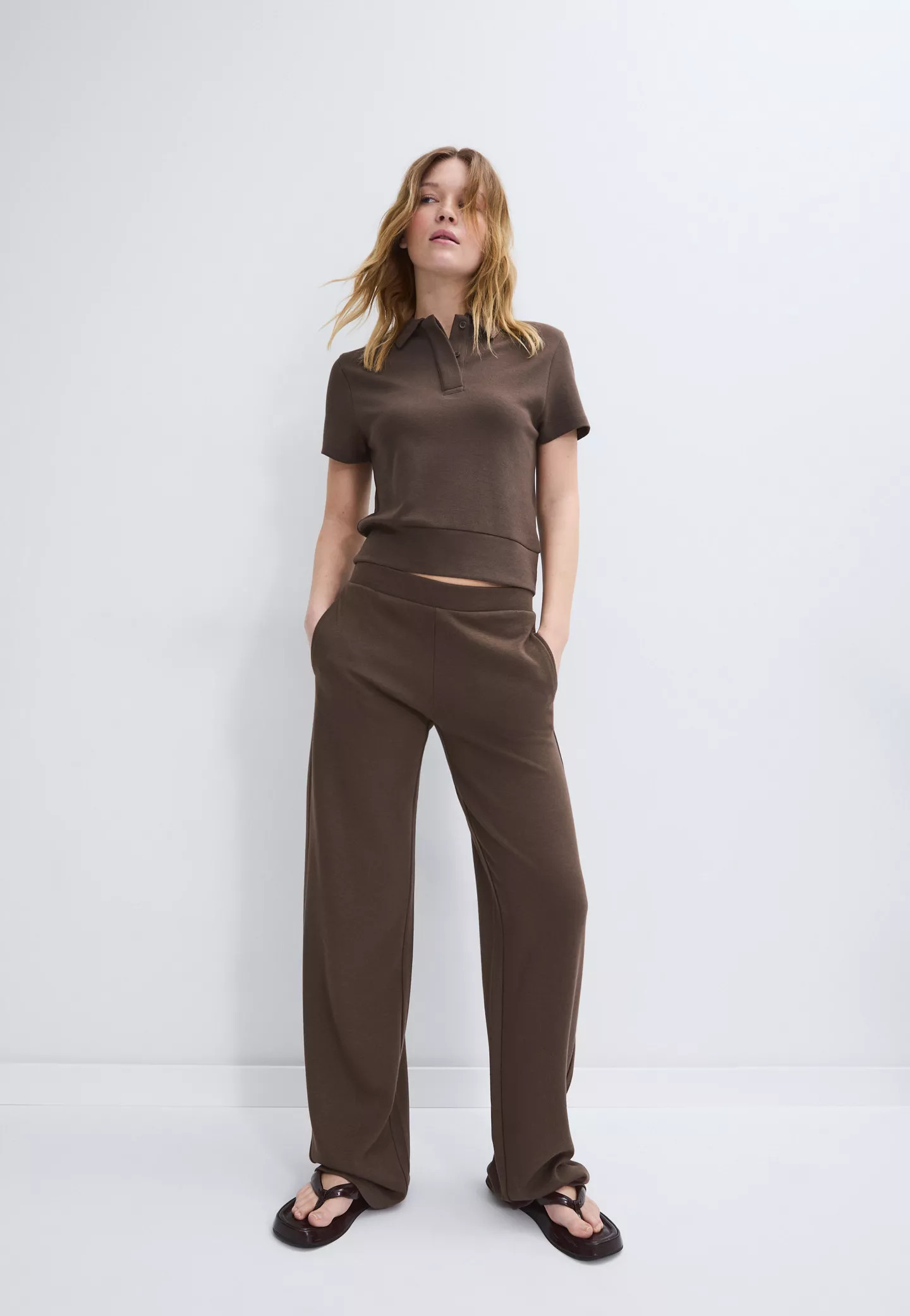 Short sleeve polo T-shirt - Women's fashion | Stradivarius United Kingdom | Stradivarius (UK)