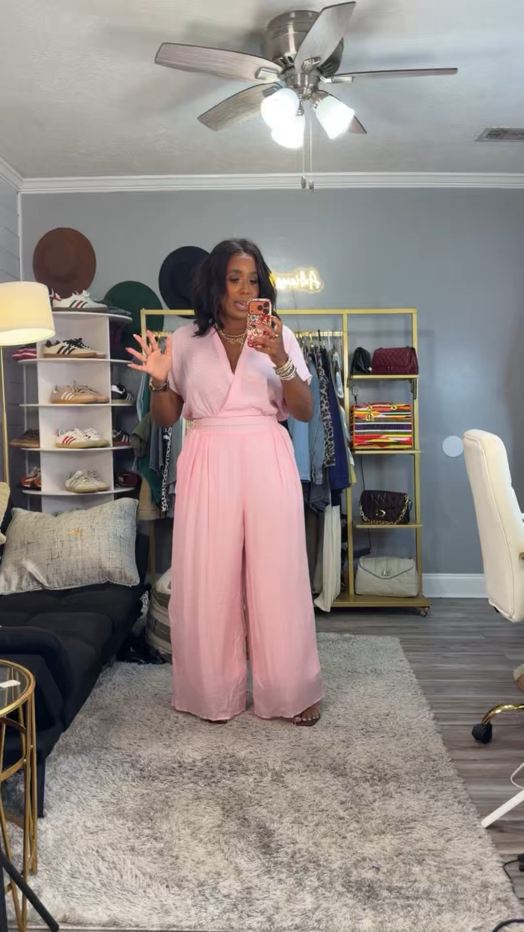 Amazon understood the assignment with these effortless summer-to-fall transition looks. 

From elevated trousers and chic matching sets to easy everyday outfits and boutique-inspired pieces, these finds look so much more expensive than they are.

Workwear
Vacation outfits
Mom-on-the-go looks
Weekend brunch styles
Date night ready

Every piece is versatile, flattering, and easy to mix and match with items already in your closet.
SIZING REFERENCE/ STATS - 5'5", 165 Ibs, size 10.

#amazonfashion #amazonfinds #fashionover40 #amazonstyle #over40fashion