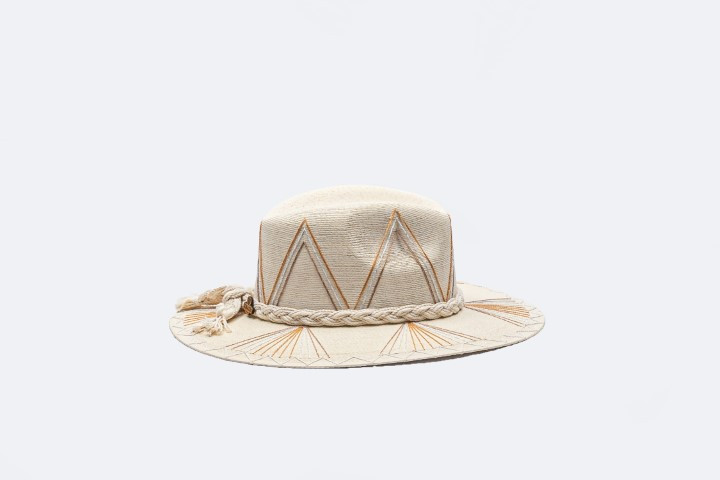 Isabella Neutrals | Corazón Playero