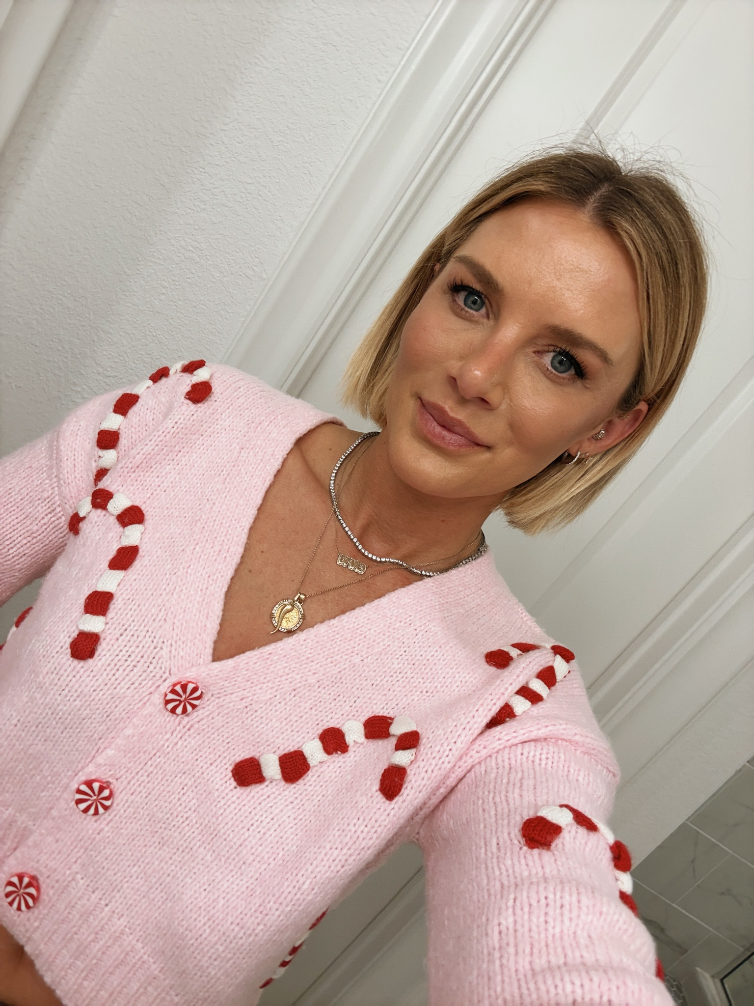 candy cane Christmas sweater ❤️🎄

#LTKFindsUnder50 #LTKHoliday