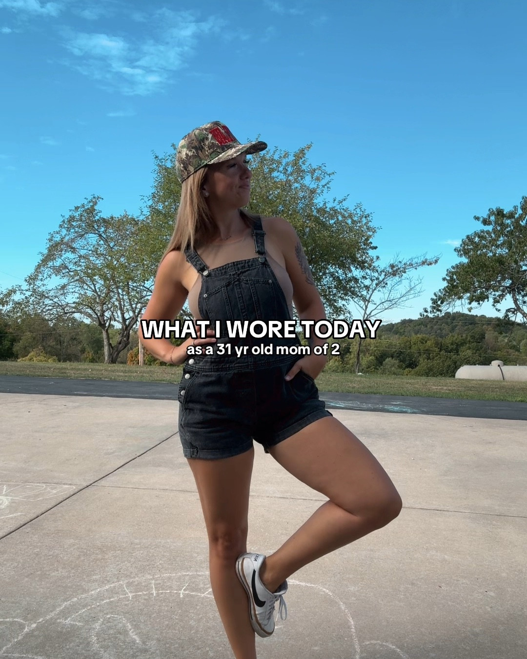 Everybody loves bibs🖤

#LTKSeasonal #LTKFindsUnder50 #LTKFallSale