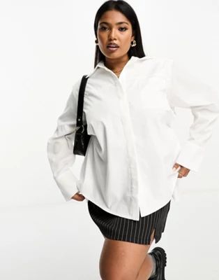 4th & Reckless Plus Exclusive – Hemd in Weiß mit geschnürtem Rückenausschnitt | ASOS (Global)