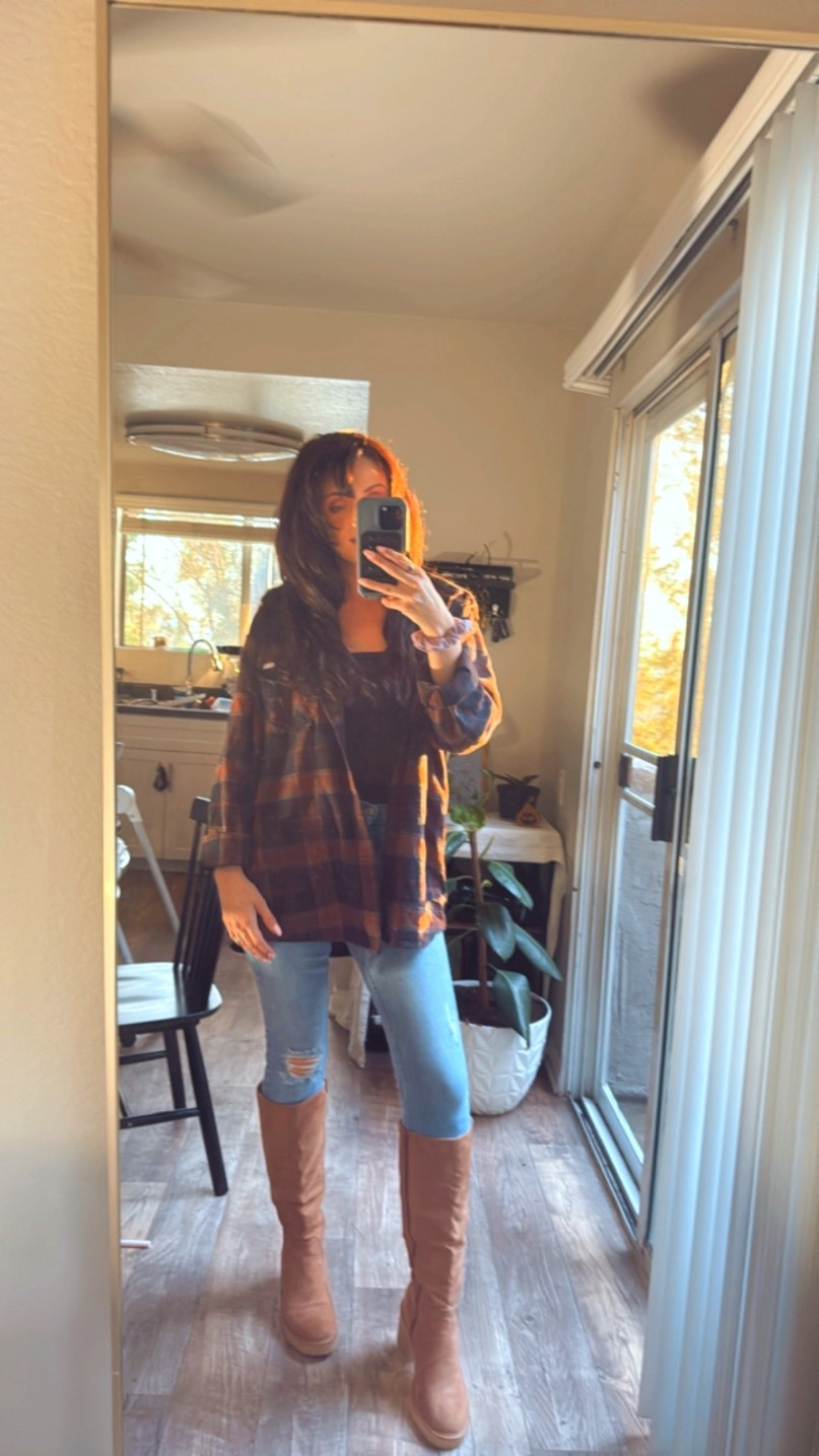 Fall is my favorite season! What is your favorite season?! #fallootd #flannelseason #fallweather #flannelsale

#LTKSeasonal #LTKFindsUnder50 #LTKSaleAlert