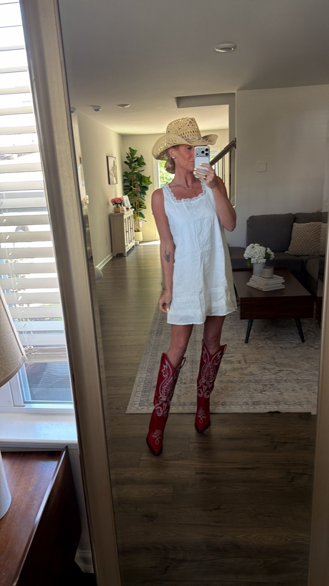 Red cowboy boots are it!!! ♥️
