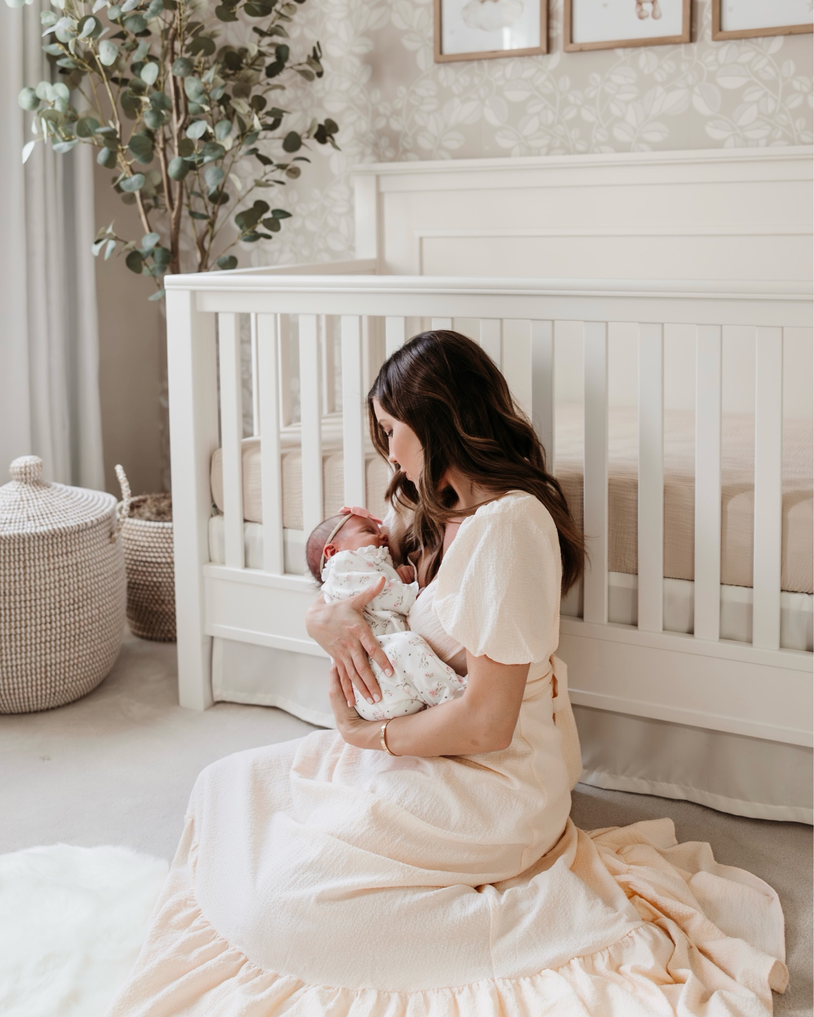 Neutral nursery decor, mommy & me coordinating outfits, family photos 

#nurserydecor #babynursery #newbornphotos #genderneutralnursery #crib #bumpfriendly

#LTKHome #LTKBump #LTKBaby
