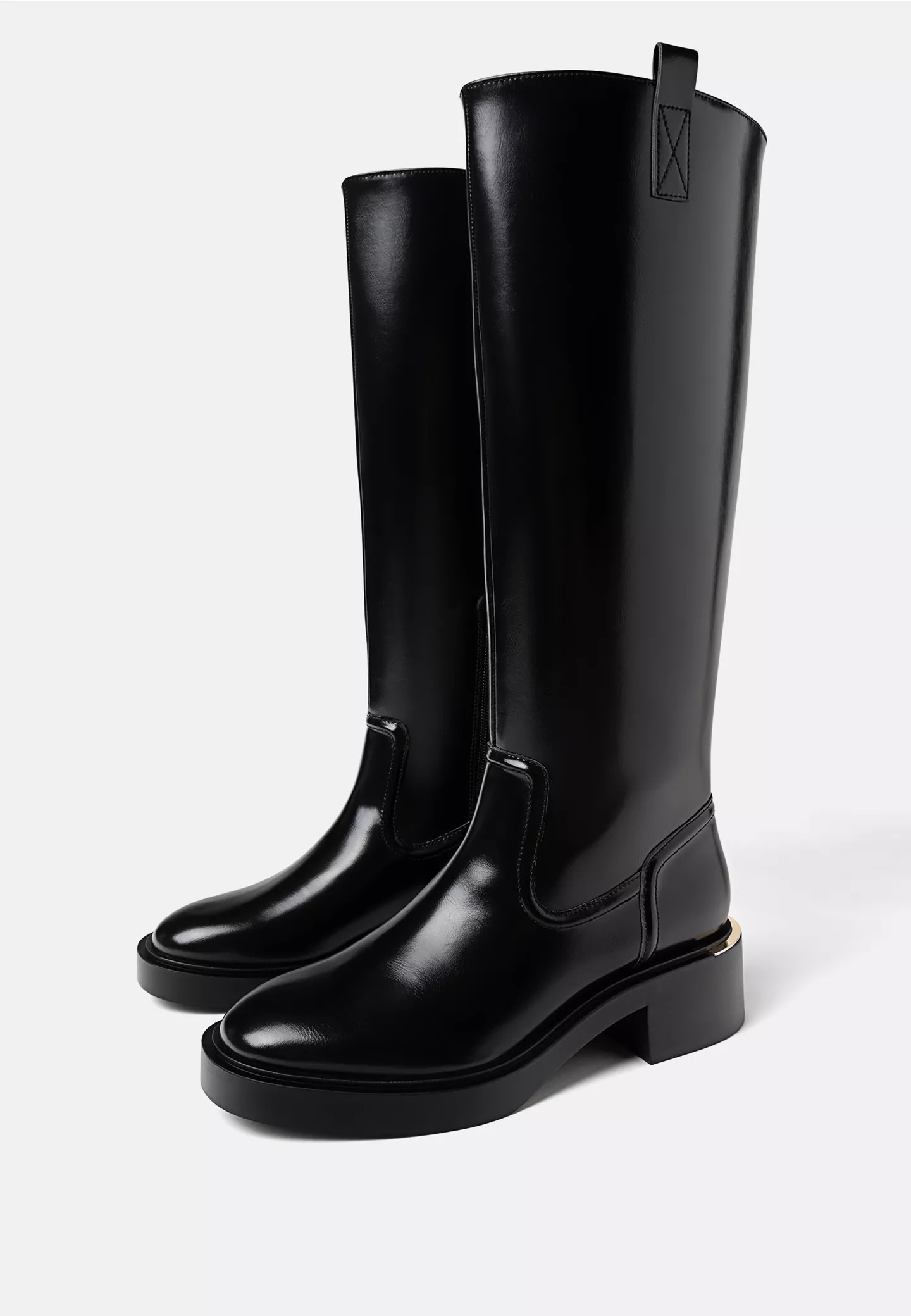 Flache Reitstiefel - Stiefel für Damen | Stradivarius Deutschland | Stradivarius DE