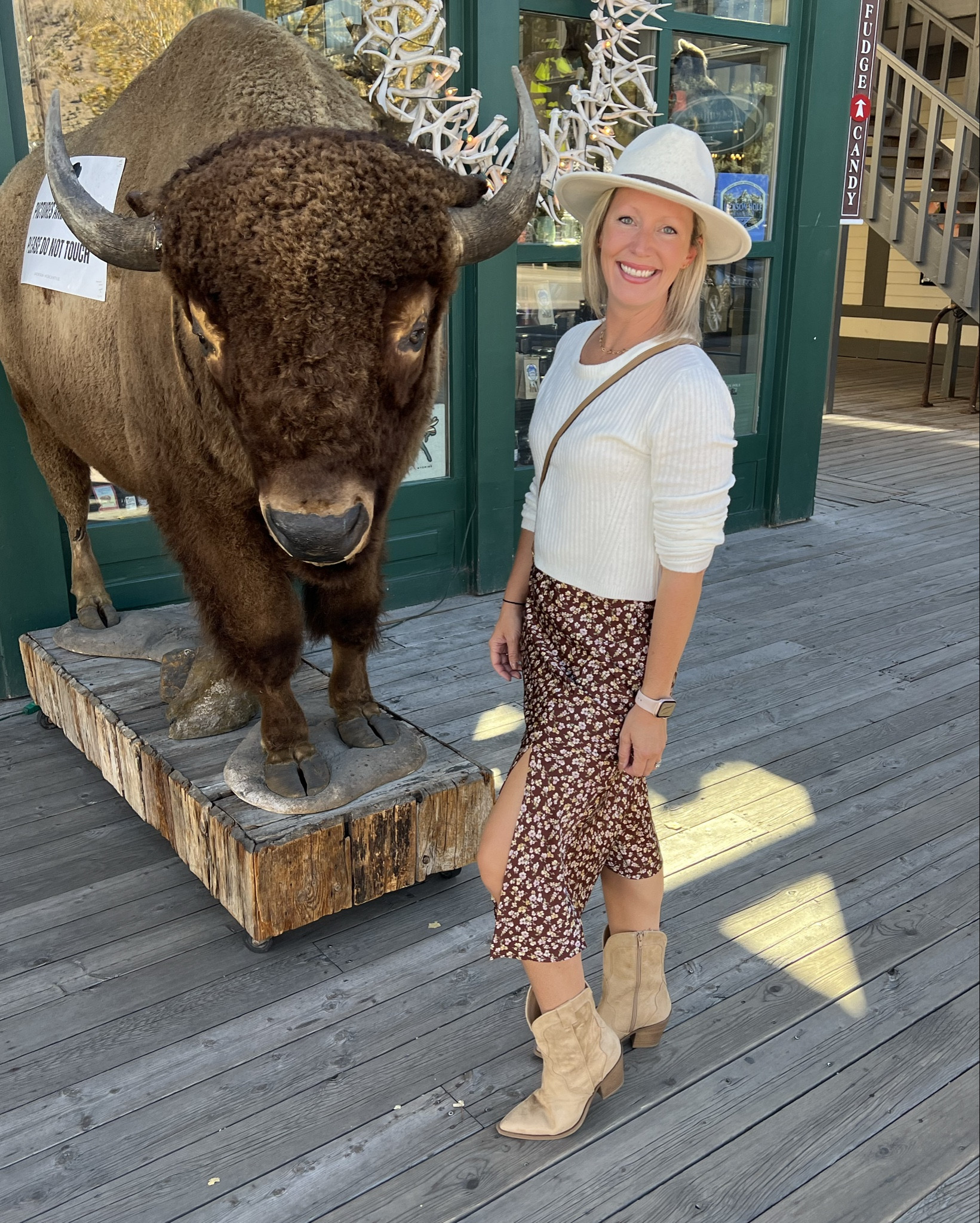 Fun outfit for Jackson, Wyoming! Love these Target boots and hat! 