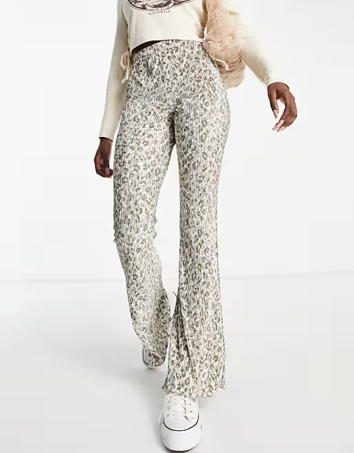 Topshop plisse flared trouser in leopard print | ASOS (Global)