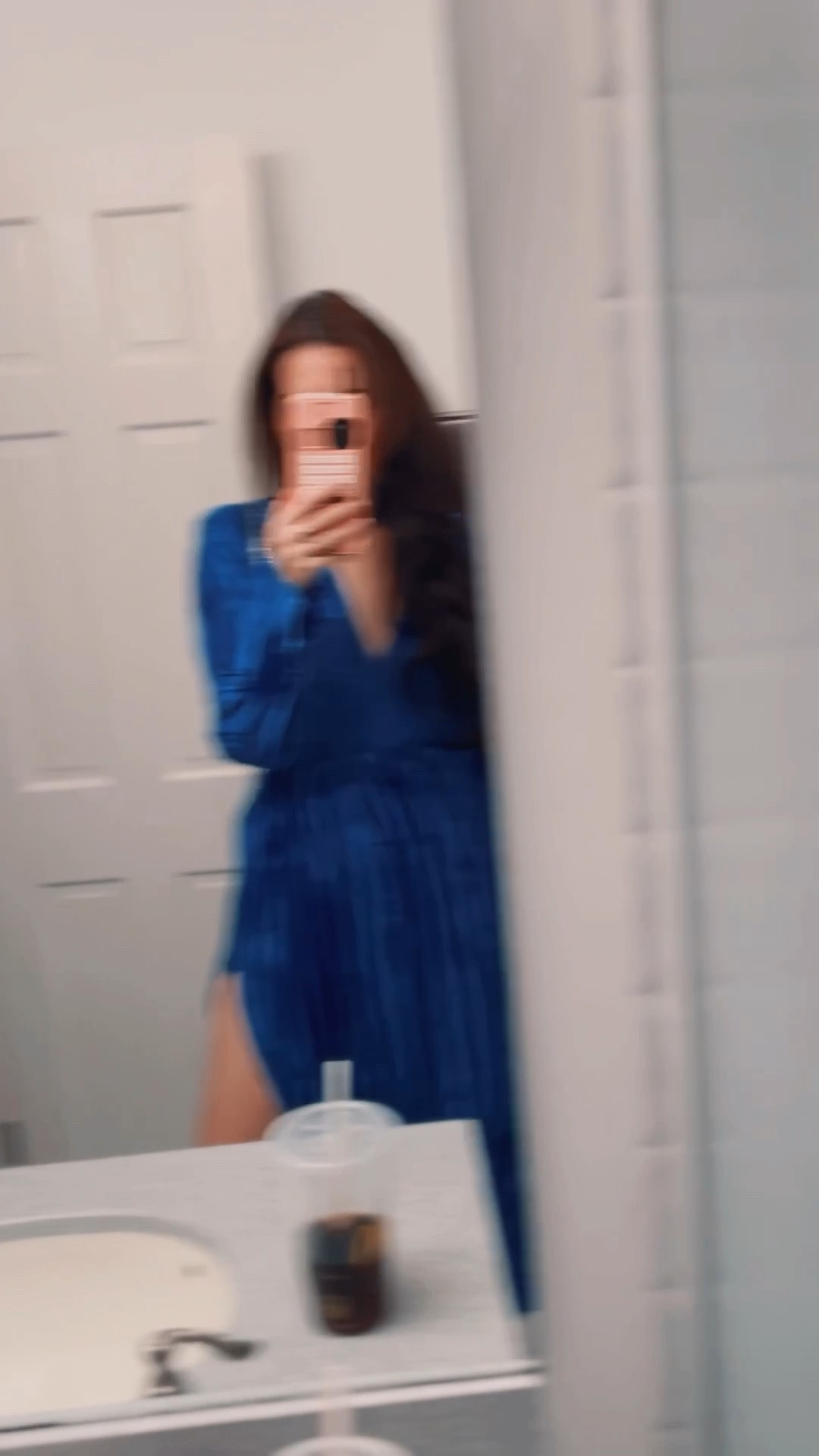 kicking off the #75hardstylechallenge in this blue look that felt like the perfect way to start! 💙 this bag has been sitting in my closet since I purchased it two years ago from a vendor at the Devon Horse Show—so glad it’s finally getting its moment 🐎 👛 excited to get creative with my closet, avoid shopping, and focus on personal style for the next 75 days.

#LTKFindsUnder100 #LTKStyleTip