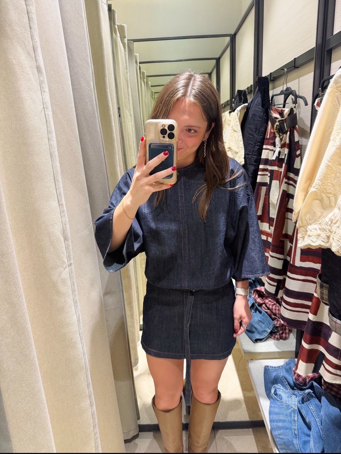 Zara find🤭🤭

Z1975 SHORT DENIM DRESS WITH BELT

#LTKU #LTKootd #LTKTravel