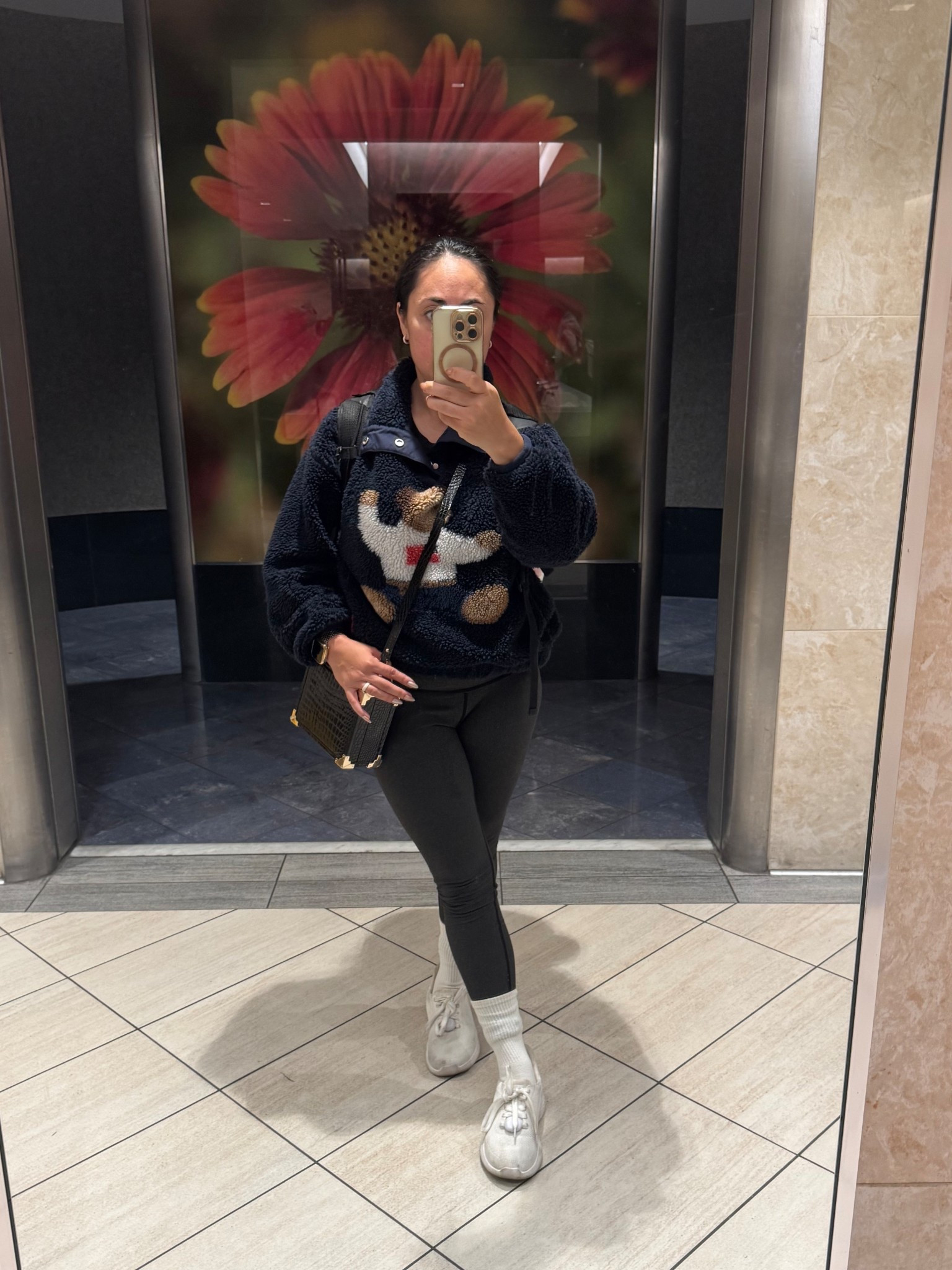 Travel day fit check! ✈️ 

This look is all about being comfortable. Paired this adorable teddy bear sweatshirt (rented from @renttherunway - use code RTRXDESI for 60% off) with super soft leggings and my favorite Kizk sneakers, which are so easy to slip on and off. 

#LTKPetite #LTKTravel #LTKootd