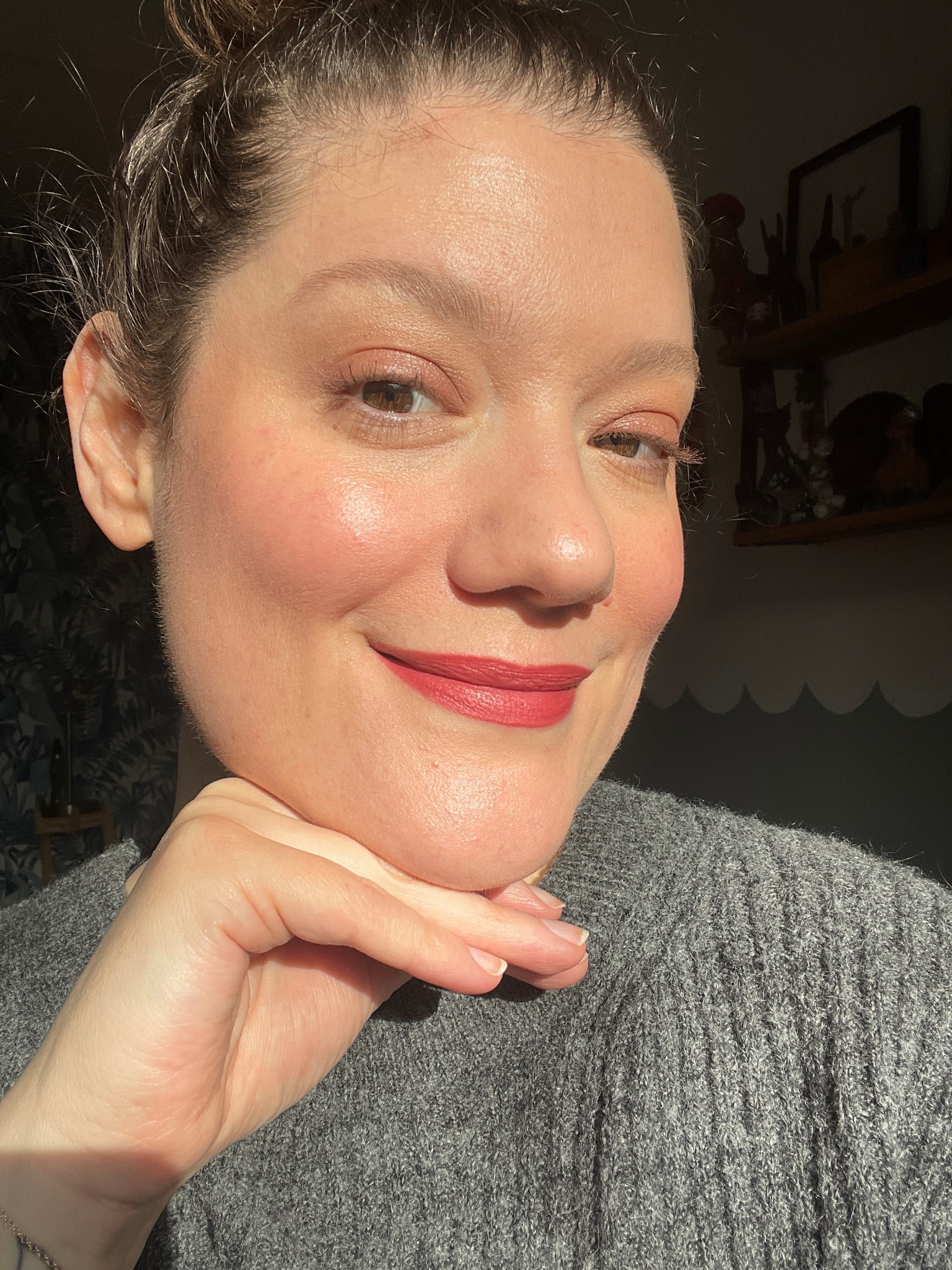 Glowy winter makeup ✨❄️

Featuring:
✨SACHEU Eyeshadow Stay-N in 05 Sp-ICE
✨fwee Blurry Pudding Pot Lip & Cheek in SLAYY
✨Lisa Eldridge Velvet Lipstick in Velvet Enchantment
✨Lisa Eldridge Lip Pencil in Blush Lightly
✨Auric Glow Lust in Selenite
✨Catrice mascara in brown


#LTKBeauty #LTKgrwm #LTKHoliday