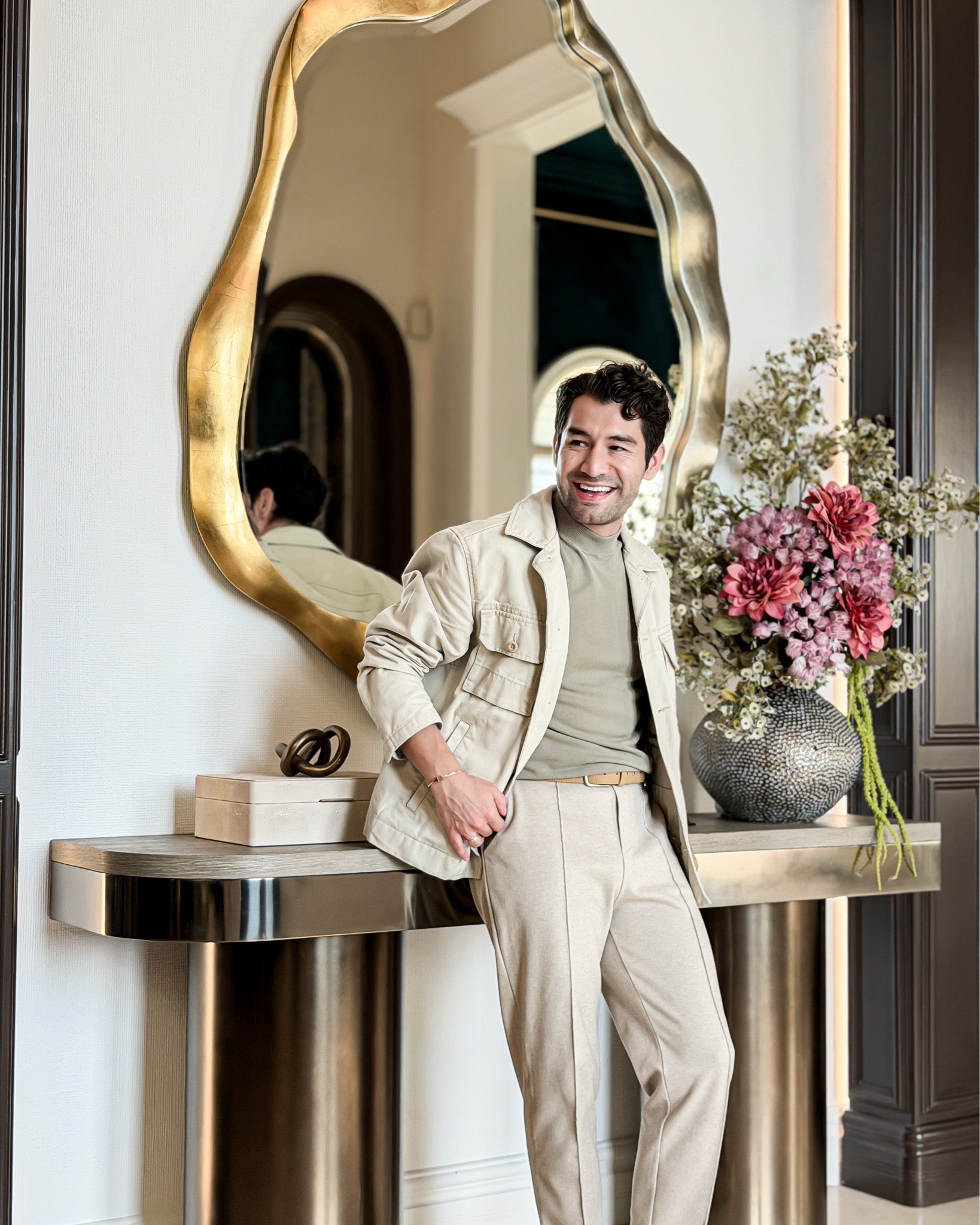 Where elegance greets you at the door.
A space that welcomes, wows, and whispers timeless design.

#LTKHome #LTKFamily #LTKStyleTip