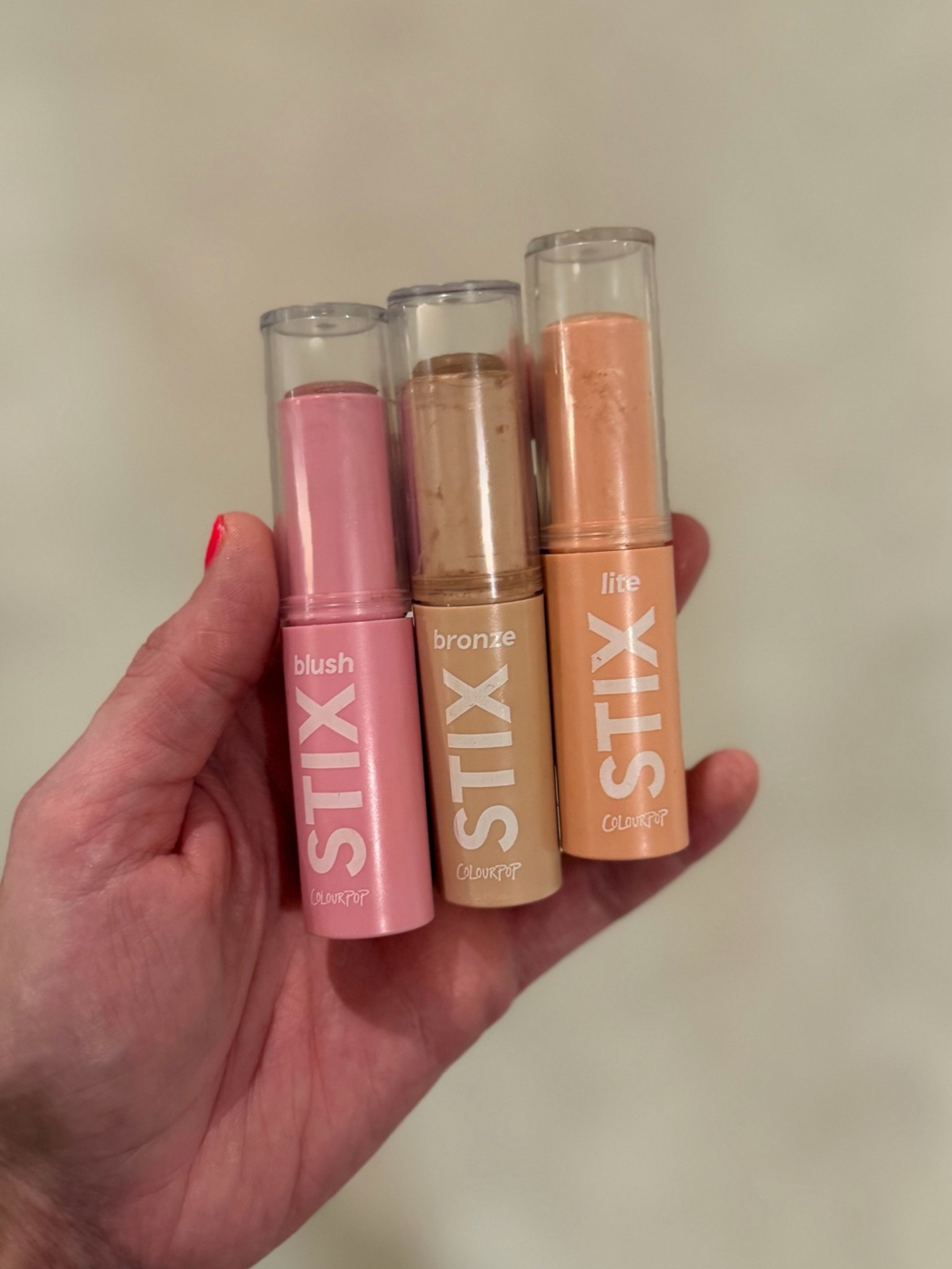 Oh my gosh these stix are so creamy and good. Such a good bronzer, blush and highlighter 

 Blush - Cool It also like mini me 
Bronzer/highlighter combination  - sun-kissed 
Bronzer - Laguna Beach
Highlighter - Glazey

For my face I mix the color science flex and glow together ✨

#LTKgrwm #LTKselfcare #LTKBeauty