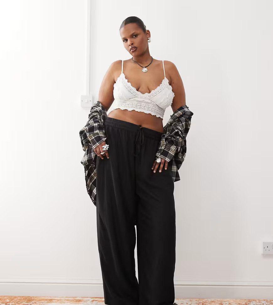 Noisy May Curve loose fit linen mix trouser in black | ASOS (Global)