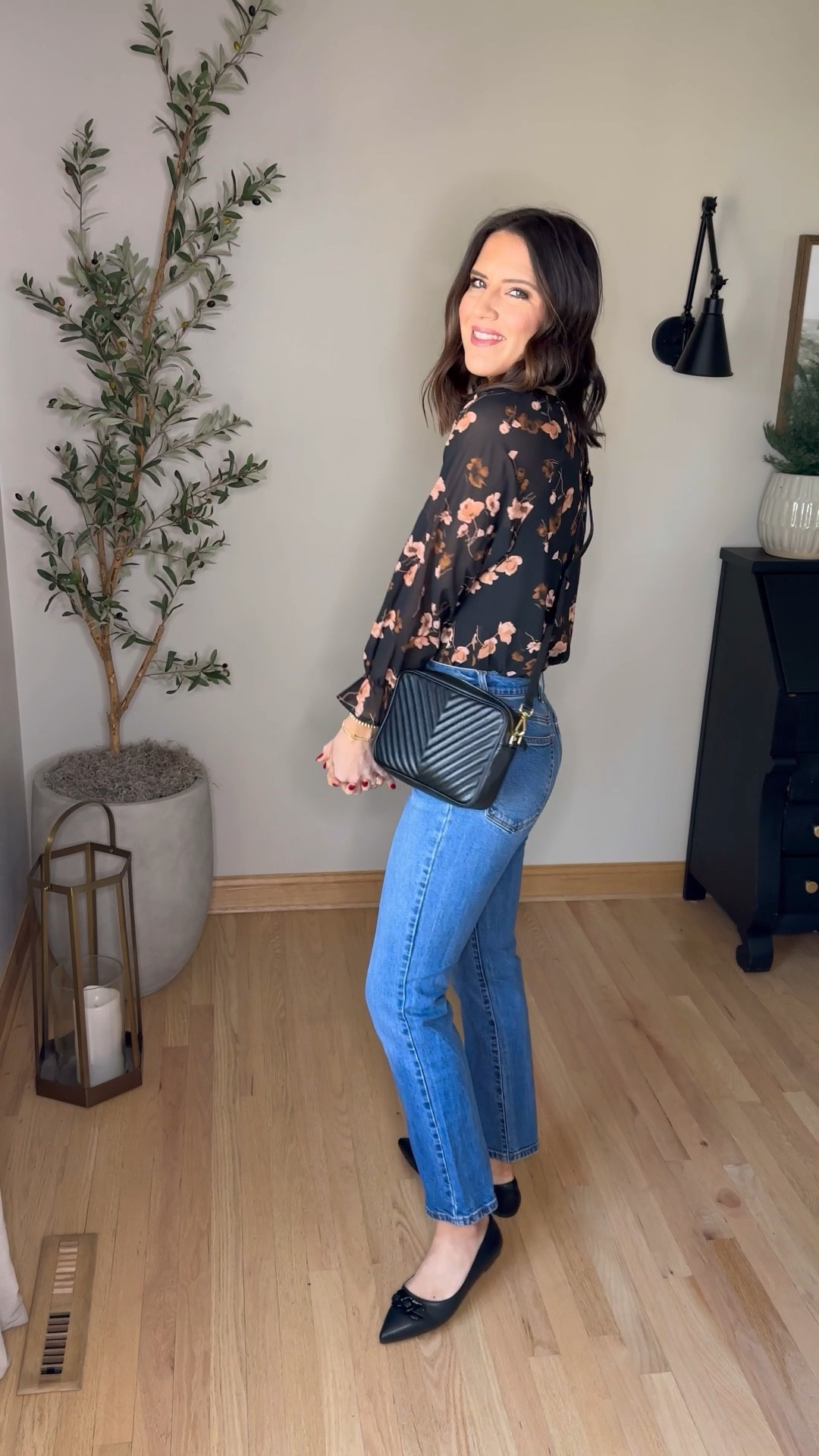 Date night outfit idea 

Top - small
Jeans - size 2 regular 


#LTKfindsunder50 #LTKfindsunder100 #LTKstyletip