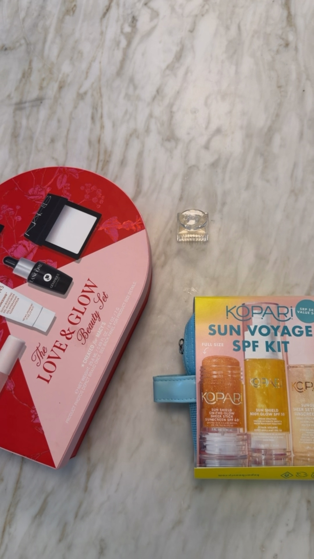 These gifts sets would make the perfect Valentine’s Day gift 🤍🤍🤍 @macys #macyspartner

Shop my favorite picks for Valentine's Day at Macy’s now.