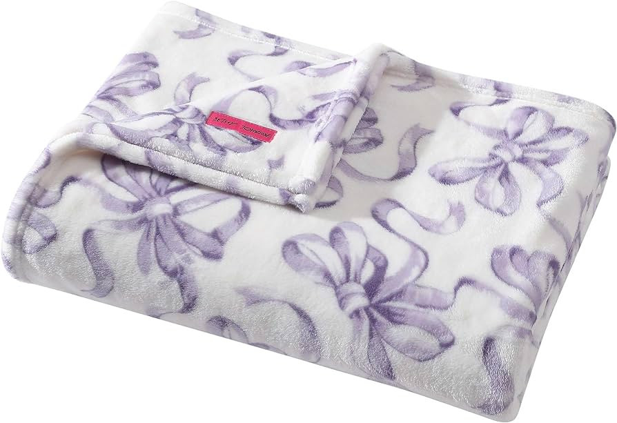 Betsey Johnson - Twin Blanket, Lightweight & Warm Plush Bedding, All Season Home Decor (Ballet Bo... | Amazon (US)