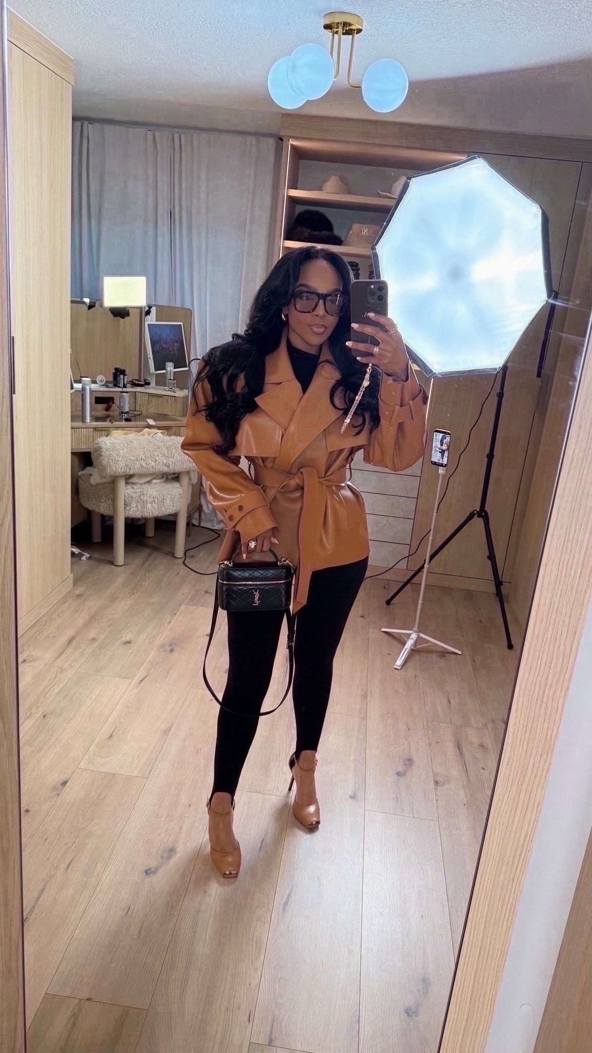 Scroll to shop!  
The perfect look for a stylish dinner or girls’ night out.  

