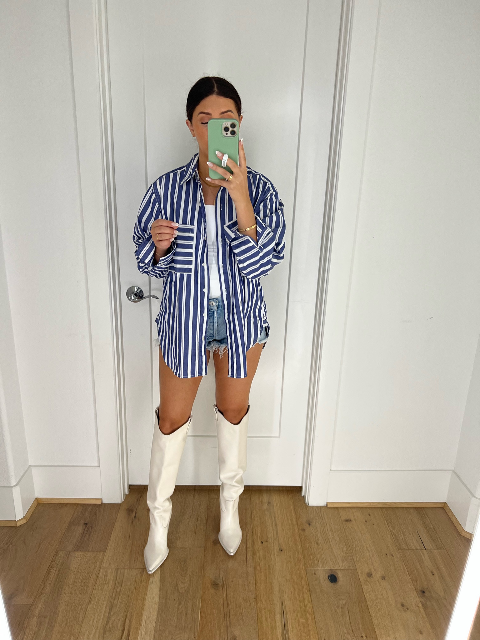 Top: large

Dressupbuttercup.com

#dressupbuttercup 

#LTKSeasonal #LTKsalealert #LTKunder50