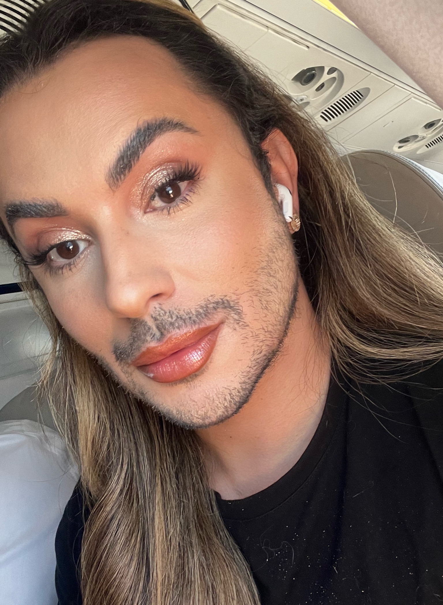 Make rápida que fiz na ponte aérea 😂😂 

#LTKbeauty