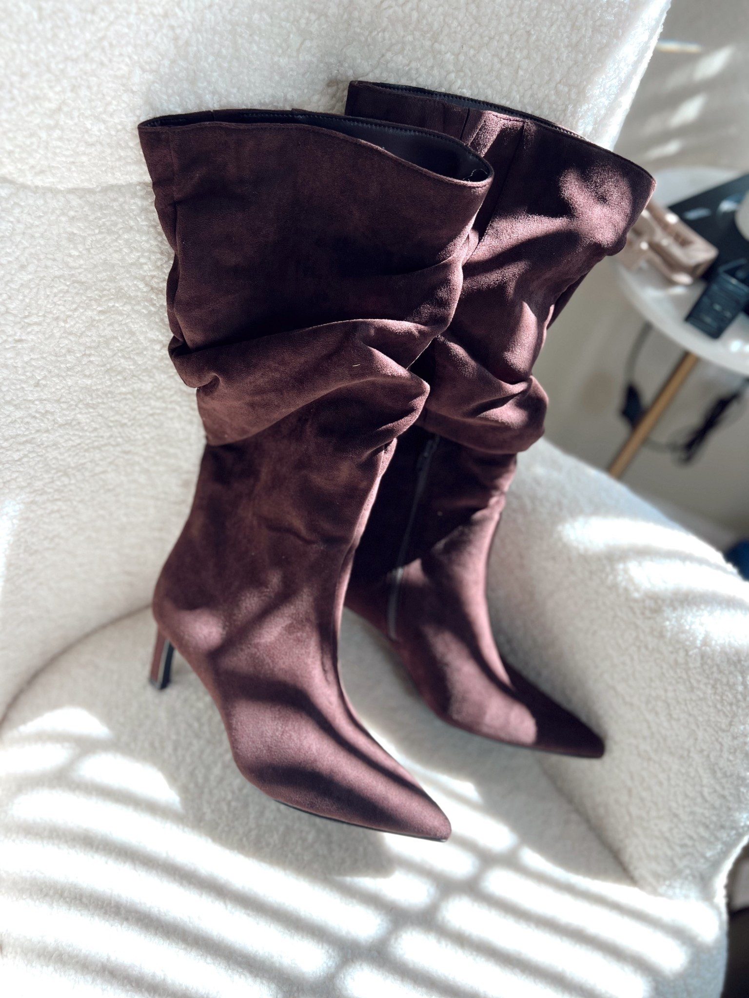  ✨Tap the bell and ❤️ for over 40 fashion, midlife style, midsize fashion and luxury looks for less. 

Fall shoes trending, viral shoes
Brown suede, chocolate suede boots



👑"Helping you look good, feel good!" - Lindsey Denver

Women’s fall shoes, fall boots, ankle boots, knee high boots, wide calf boots, loafers for fall, clogs, block heel boots, platform boots, slip on sneakers, leather boots, suede boots, fall flats, chic fall shoes, comfortable fall shoes, stylish fall shoes, affordable fall shoes, casual fall shoes, dressy fall shoes, capsule wardrobe shoes


Follow my LTK @Over40andmidlife on the @shop.LTK app to view this post and get my exclusive app-only content!

#liketkit 
@shop.ltk
https://liketk.it/5myWH

Follow my LTK @Over40andmidlife on the @shop.LTK app to view this post and get my exclusive app-only content!

#liketkit #LTKMidsize #LTKShoeCrush #LTKOver40
@shop.ltk
https://liketk.it/5myXG
