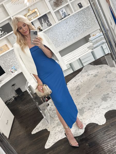 A slimming summer dress in the most gorgeous blue shade with an Under $50 price point! I’m wearing an XS.

#LTKFindsUnder50 #LTKSeasonal #LTKOver40