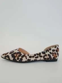 Leopard Print Point Toe Suedette Ballet Flats
   SKU: sx2204183309699778      
          (615 Rev... | SHEIN