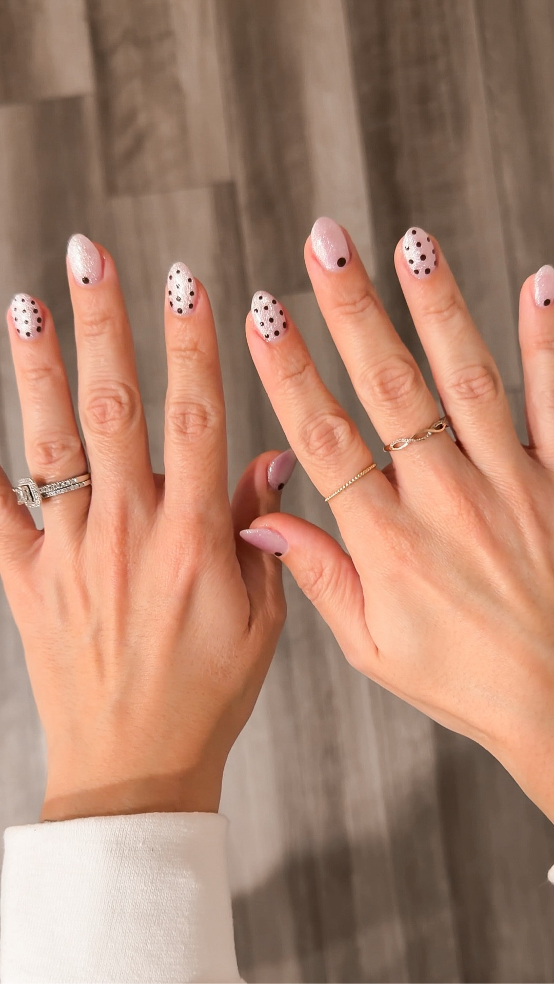 nail day vlog! 💅🏼

valentines nails, nail inspo, polka dot nails

#LTKvlog #LTKdayinmylife #LTKselfcare