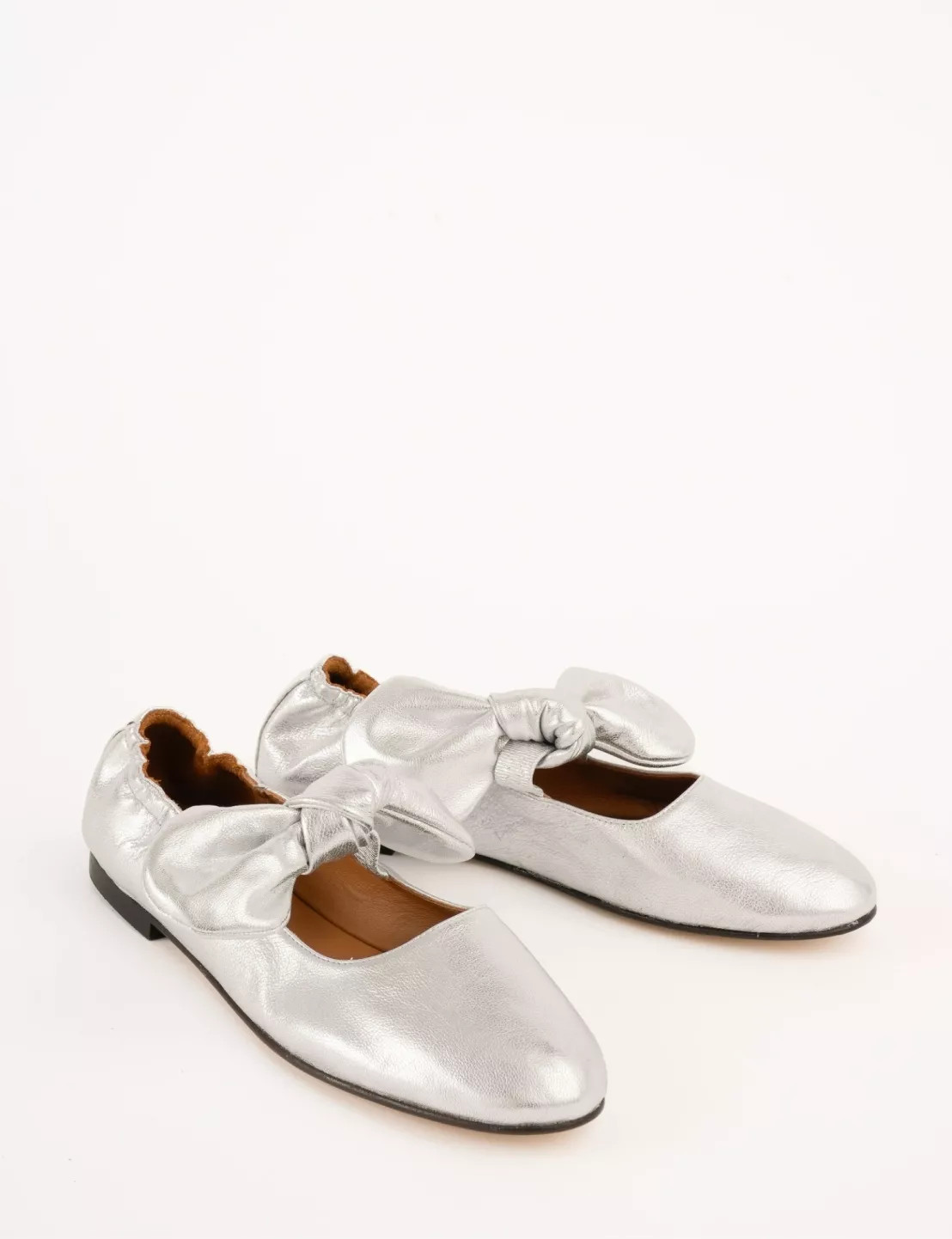 Minnie Leather Pump  - Silver | Penelope Chilvers