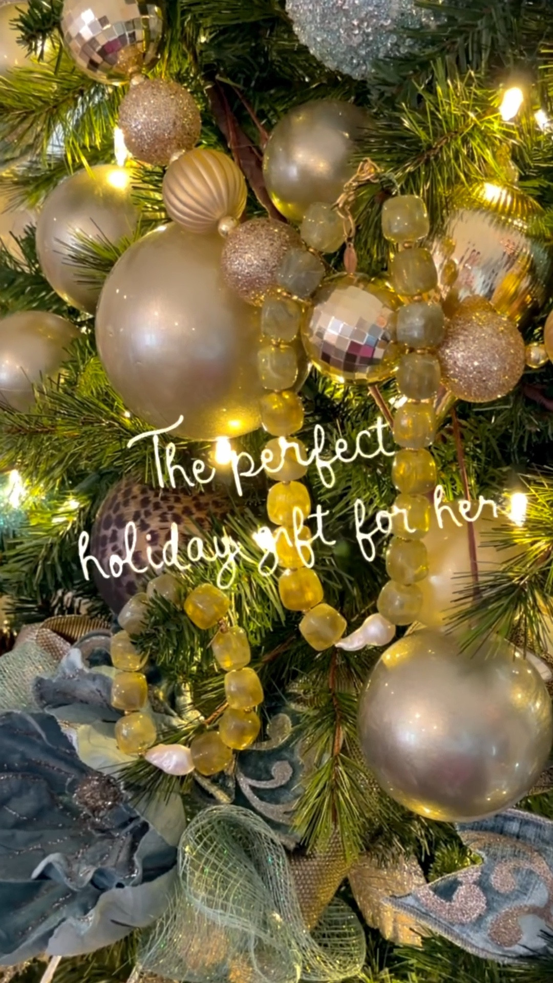 A piece she’ll treasure forever 🤍✨
Handcrafted in Charleston, the Matcha Bubble necklace and bracelet set from @fraypearls is made for life’s most meaningful moments — and timeless enough for every day, from busy work mornings to holiday nights out. This set is the perfect gift for her! Order before December 14th to get it in time for Christmas!

#LTKootd #LTKGiftGuide #LTKHoliday