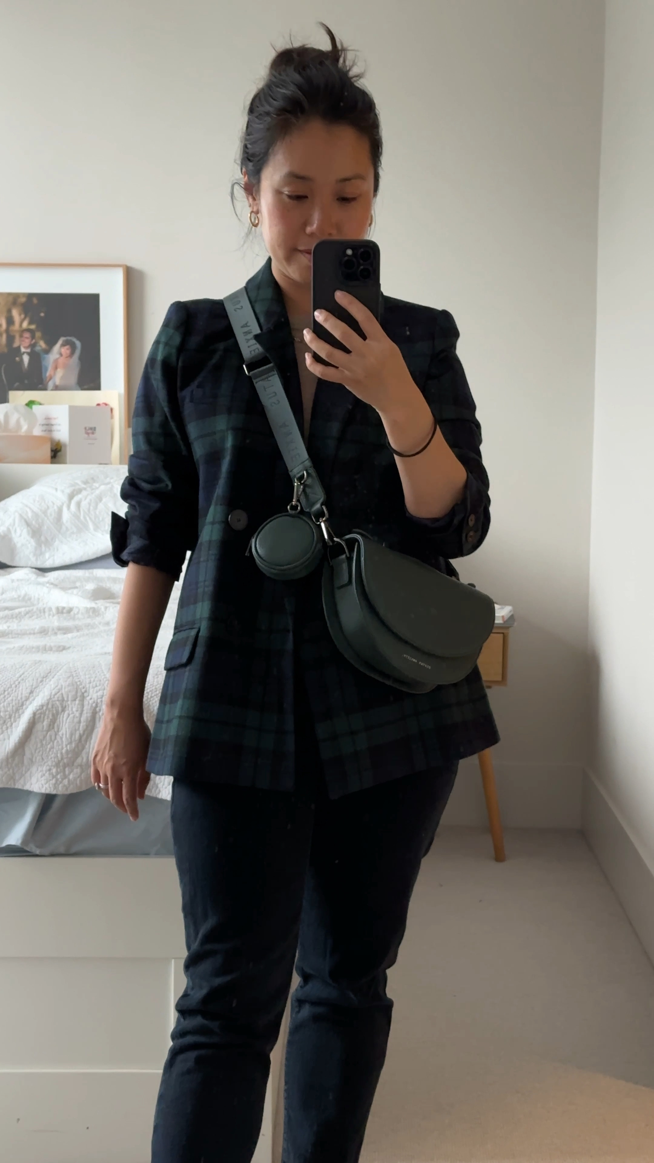 Date night outfit - sadly ditched the wide brimmed hat - wearing a size US 4 / FR 36 in the blazer, and how well does it go with my new bag! The good folks at Status Anxiety sent it home with me after paying a visit to their Bondi Beach store opening. The attached pouch gives it a very Louis Vuitton multi Pickett’s bag vibe 

#LTKVideo #LTKaustralia #LTKitbag