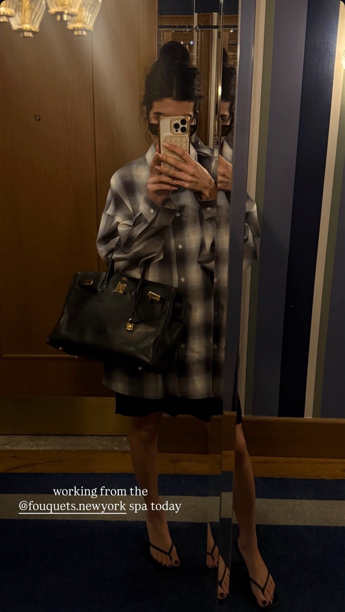 The Frankie shop really needs to be on LTK (flannel from them). Linked similars below from brand and others

Casual chic outfit inspo, casual outfit inspo, casual style, laid back style, styling a flannel

#LTKootd #LTKgrwm