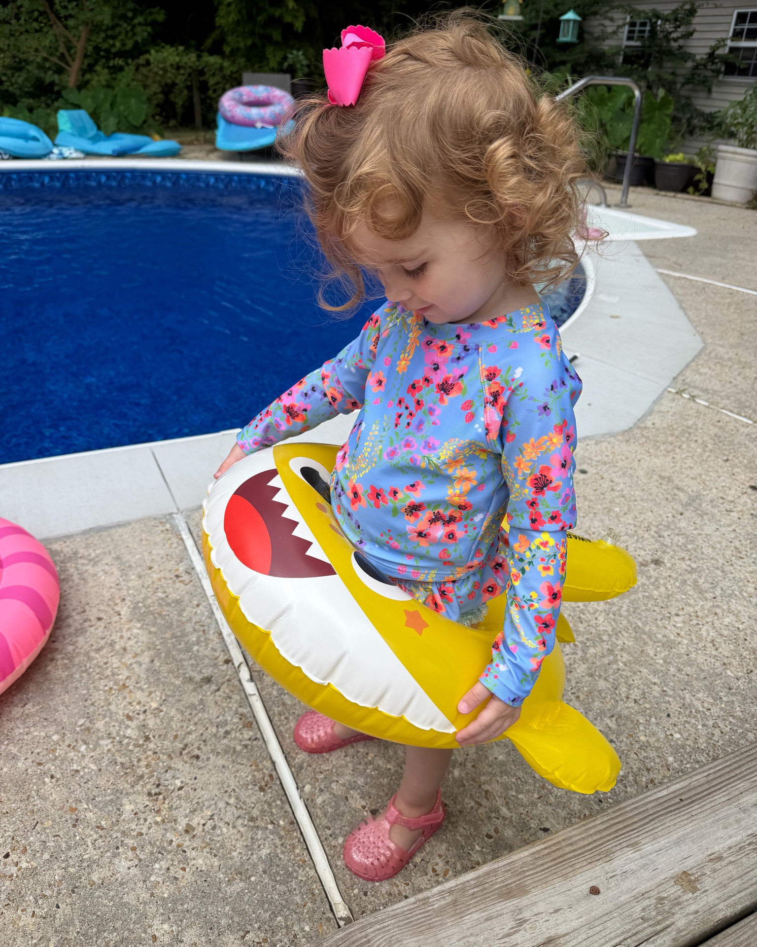 Toddler Pool Day Favorites 🩷🦈☀️

This sweet little pool setup is making summer even more fun! 💕 Caroline is wearing the cutest floral long-sleeve rash guard swimsuit paired with her signature oversized pink bow, and she’s obsessed with this adorable Baby Shark split swim ring! 🦈💦

The Baby Shark float is such a fun option for toddlers who want a little more independence in the pool while still being close by. It’s easy to get on and off, lightweight to pack for vacations, and has already become one of our favorite summer finds! 🌊☀️ I’ve linked everything she’s using for easy pool days all season long.

Toddler pool essentials, Baby Shark swim ring, toddler swim float, floral rash guard swimsuit, girls swimwear, pink hair bow, pool day favorites, summer vacation essentials, toddler summer outfit, water play toys, family pool day, Walmart finds, summer must-haves, kids swim accessories, LTK summer finds.

#LTKSwim #LTKKids #LTKBaby