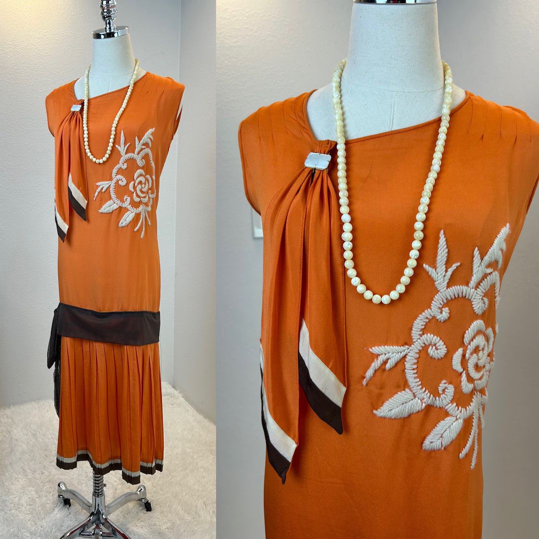 1920s Dress / 20s Dress / 1920s Antique Dress / Flapper Dress / 1920s Fashion / 1920s Style / Ant... | Etsy (US)