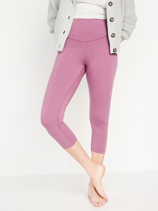 Extra High-Waisted PowerChill Hidden-Pocket Cropped Leggings for Women | Old Navy (US)