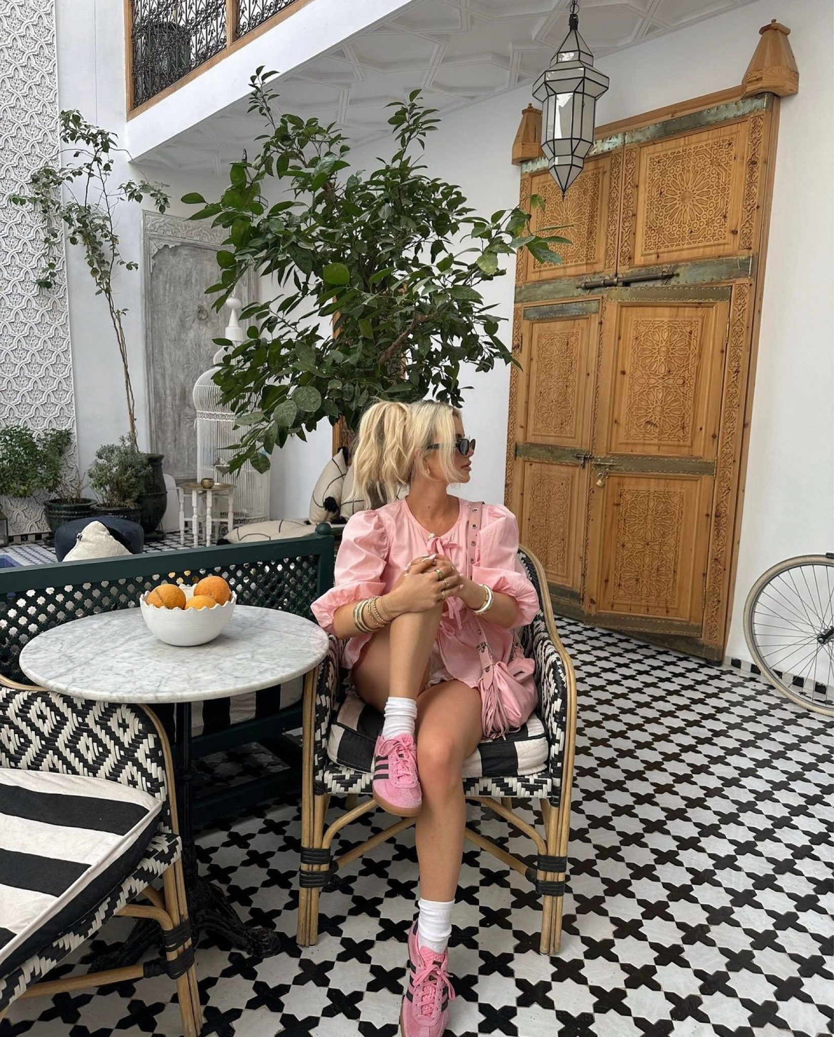 💘🫶🏼🏜️

casual pink outfit, casual pink top, cutout top, Adidas sambas, pink sambas

#LTKTravel #LTKStyleTip #LTKShoeCrush