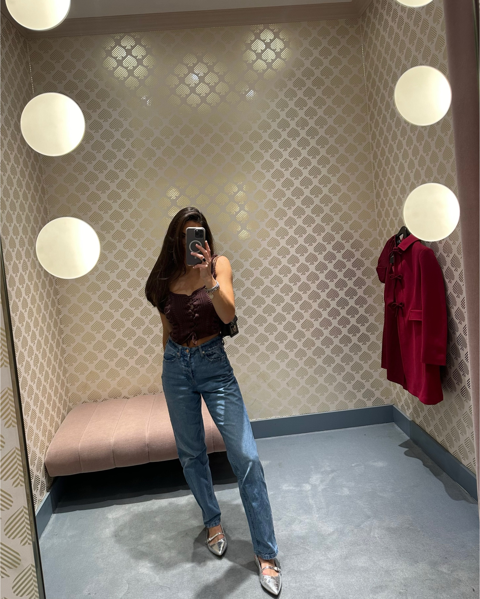 Love this knit top 🤎 would recommend sizing down, as mine is a bit too big!

#LTKFindsUnder50 #LTKSeasonal