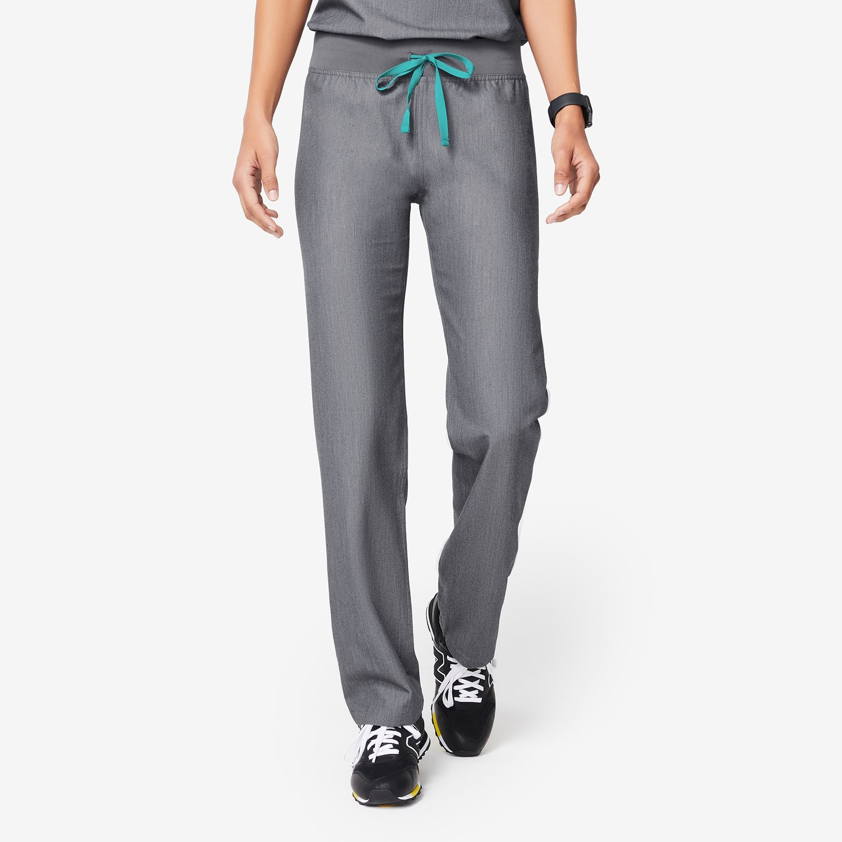 Women's Livingston Basic Scrub Pants - Graphite · FIGS | FIGS