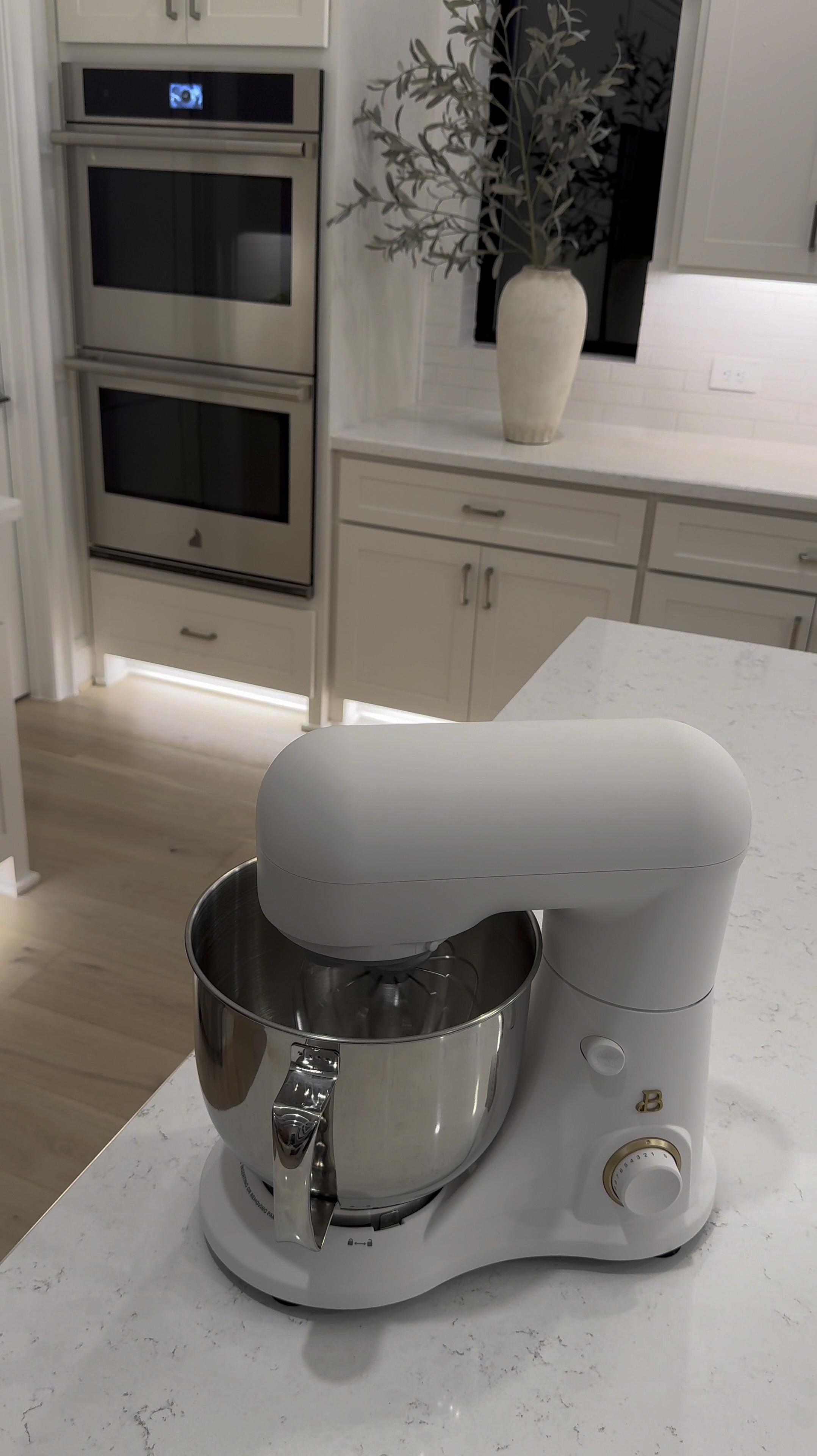 #walmartpartner 

Not only are these @Walmart finds functional, they are incredibly STUNNING 😍..… I LOVE the Beautiful Brand products’ esthetic 🤌🏽…. And all these come in 6 gorgeous colors !… and I want them all! 😩😅

Shop all these five below! 🫶🏽

@Shop.LTK #liketkit #IYWYK #walmarthome 


#LTKStyleTip #LTKSaleAlert #LTKHome