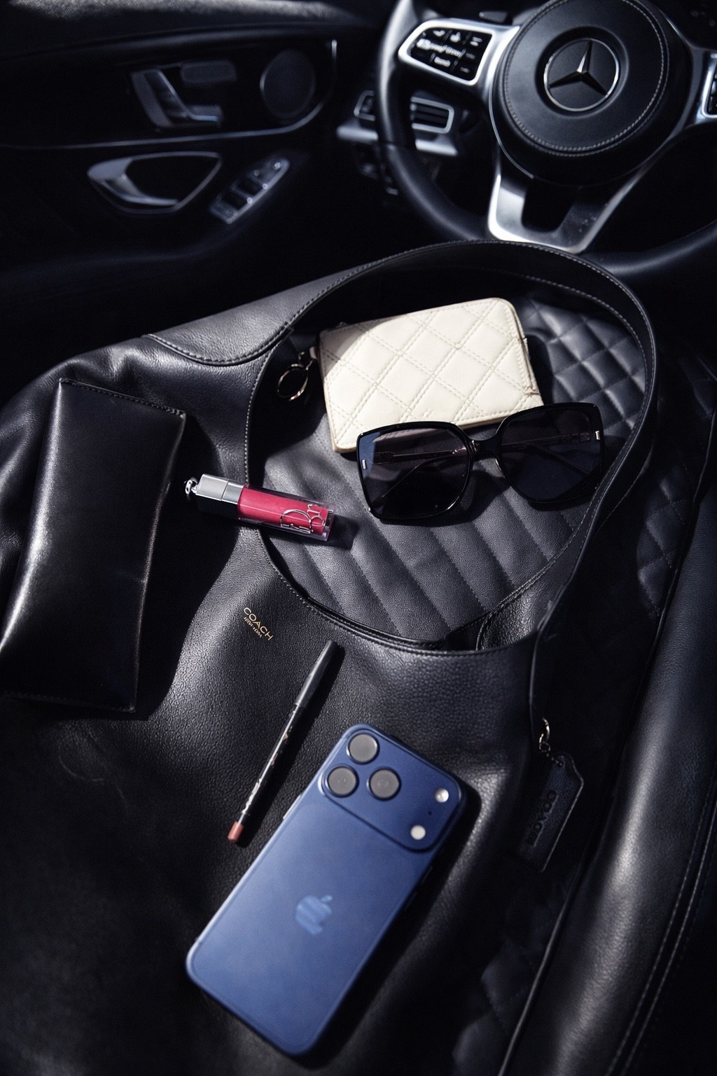 #glamour #vogue #beauty #purse #over30 #sunglasses #momstyle #beauty usthave 

#LTKmomlife #LTKOver40 #LTKBeauty